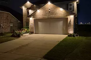 10203 Hidden Creek Falls Ln, Brookshire, TX 77423 - Photo 2