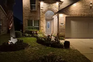 10203 Hidden Creek Falls Ln, Brookshire, TX 77423 - Photo 4