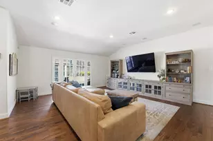 7106 Alderney Dr, Houston, TX 77055 - Photo 12