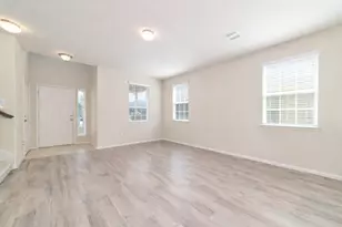 12655 Redbud Villa Lane, Houston, TX 77086 - Photo 4