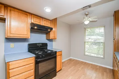 6410 Bluestone Drive, Houston, TX 77016 - Photo 8