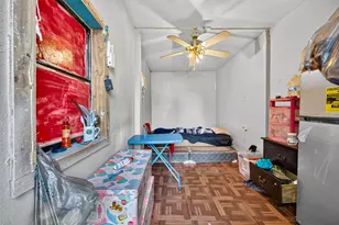2506 Fairbanks St, Houston, TX 77026 - Photo 18