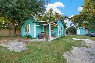 2506 Fairbanks St, Houston, TX 77026 - Photo 6