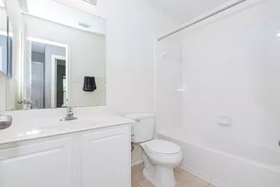 242 Drake Run Lane, Dickinson, TX 77539 - Photo 16