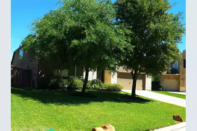 175 Wade Pointe Drive, Montgomery, TX 77316 - Photo 2