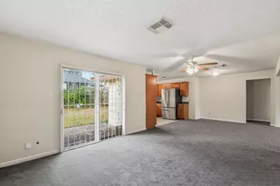 535 Edgebrook Drive, Houston, TX 77034 - Photo 10