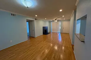 4635 Wild Indigo St, Houston, TX 77027 - Photo 4