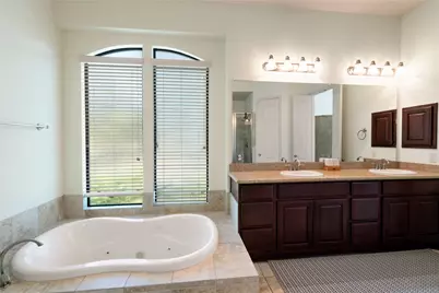 241 W Tupelo Green Circle, Spring, TX 77389 - Photo 22