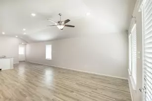 445 Camas Creek Ln, Magnolia, TX 77354 - Photo 6