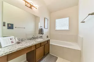 1517 Miles Oaks Pl, Houston, TX 77043 - Photo 28