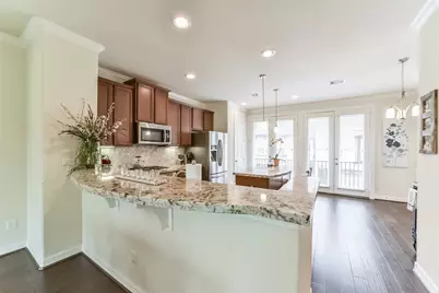 1517 Miles Oaks Place, Houston, TX 77043 - Photo 8
