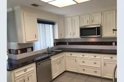 2950 Glenn Lakes Lane, Missouri City, TX 77459 - Photo 6