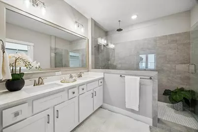 10960 Hewitt Cliff Lane, Houston, TX 77043 - Photo 16