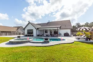 670 Dayna Ln, Sour Lake, TX 77659 - Photo 38