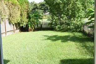 518 Moore St, Tomball, TX 77375 - Photo 18