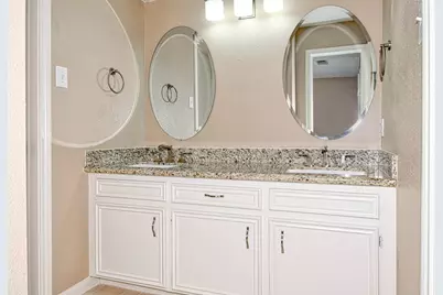 518 Moore Street, Tomball, TX 77375 - Photo 12