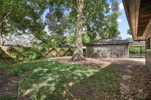 18306 Barbuda Ln, Houston, TX 77058 - Photo 22