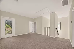 90 Burress St, Houston, TX 77022 - Photo 8