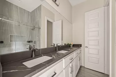 90 Burress Street #B, Houston, TX 77022 - Photo 36