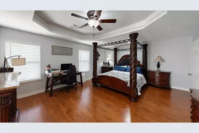 205 Madison Avenue, Clute, TX 77531 - Photo 4