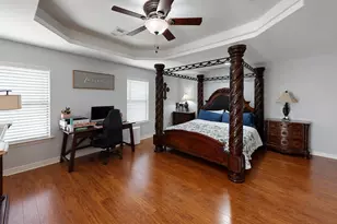 205 Madison Ave, Clute, TX 77531 - Photo 4