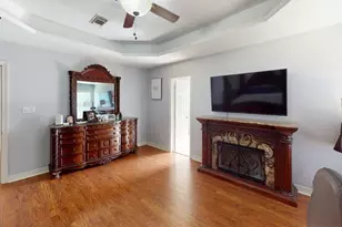 205 Madison Ave, Clute, TX 77531 - Photo 18
