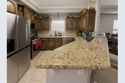 205 Madison Avenue, Clute, TX 77531 - Photo 16