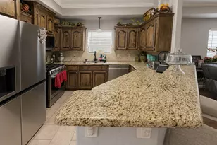 205 Madison Ave, Clute, TX 77531 - Photo 16