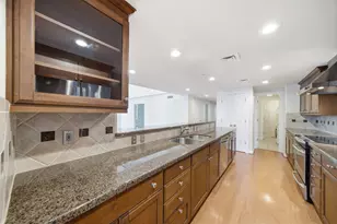 914 Main St, Houston, TX 77002 - Photo 8