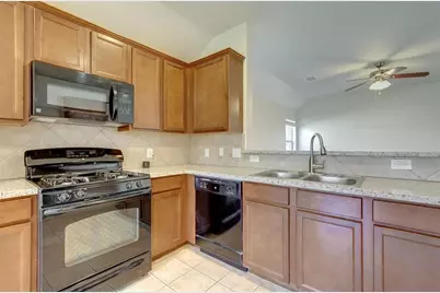 8731 Sunny Gallop Drive, Tomball, TX 77375 - Photo 14