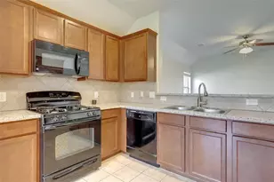8731 Sunny Gallop Dr, Tomball, TX 77375 - Photo 12
