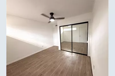 4723 Aftonshire Drive #A3, Houston, TX 77027 - Photo 10