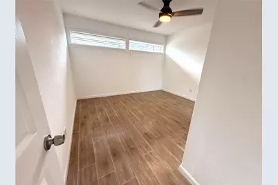 4723 Aftonshire Drive #A3, Houston, TX 77027 - Photo 6