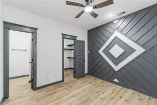 8006 Birmingham St, Houston, TX 77028 - Photo 8