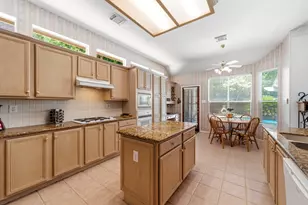 185 Purple Slate Pl, The Woodlands, TX 77381 - Photo 16