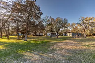 125 Forrest Ln, Brenham, TX 77833 - Photo 18