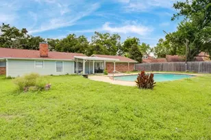 115 S Cedar St, Lake Jackson, TX 77566 - Photo 40