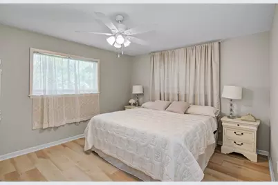 115 S Cedar Street, Lake Jackson, TX 77566 - Photo 32