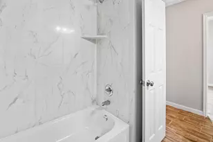 5911 Westover St, Houston, TX 77033 - Photo 16