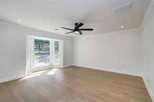 1602 Baker Dr, Tomball, TX 77375 - Photo 32