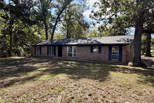 1304 Tony St, White Oak, TX 75693 - Photo 2