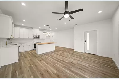 6206 Lyndhurst Drive, Houston, TX 77087 - Photo 4