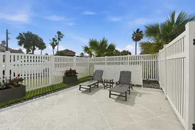 918 Short Reach Drive, Tiki Island, TX 77554 - Photo 10