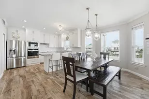 918 Short Reach Dr, Tiki Island, TX 77554 - Photo 22