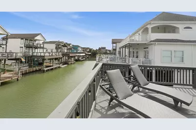 918 Short Reach Drive, Tiki Island, TX 77554 - Photo 16