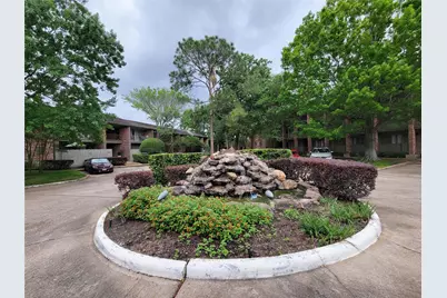 6443 Bayou Glen Road, Houston, TX 77057 - Photo 2