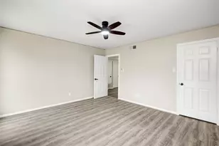 4127 Meyerwood Dr, Houston, TX 77025 - Photo 20