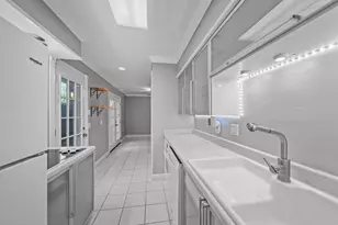 4040 San Felipe St, Houston, TX 77027 - Photo 4