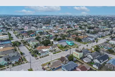 2314 31st Street, Galveston, TX 77550 - Photo 32