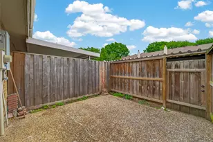 6631 Wanda Ln, Houston, TX 77074 - Photo 32